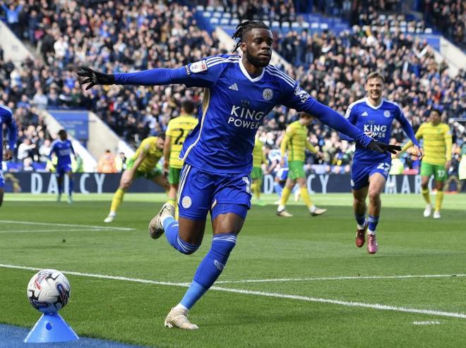 莱斯特城阻击对手,英超战绩继续稳健前行的简单介绍 莱斯特城阻击对手,英超战绩继续稳健前行的简单介绍